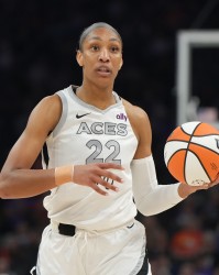 王牌球员单场22记三分球刷新WNBA历史纪录
