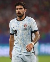 必发数据-若塔眼中最好的朋友！新月特许家人陪伴陷入悲痛的鲁本-内维斯